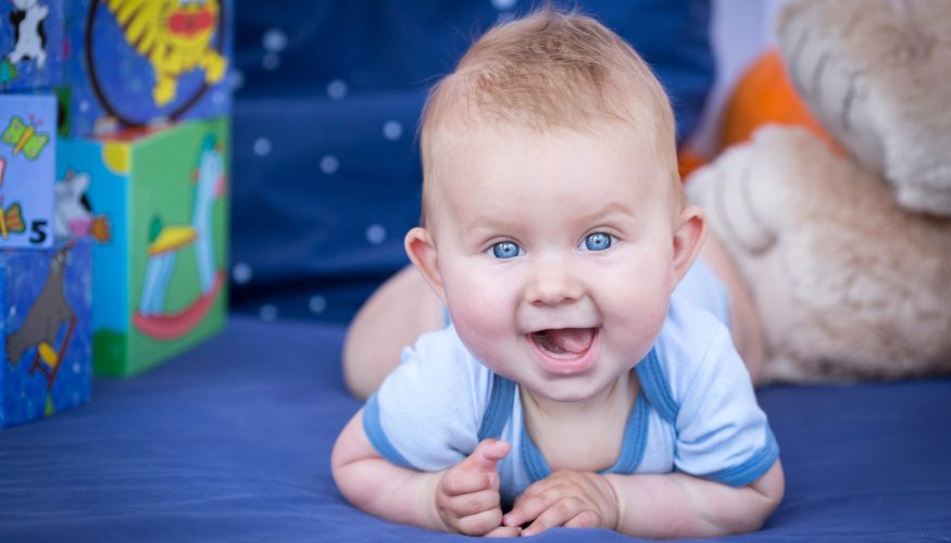 neugeborene-blaue-augen Haben alle Neugeborenen blaue Augen?