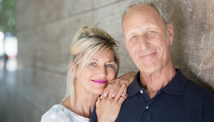 ... zum Beziehungsstatus: Männer sind single, Frauen verheiratet | Bayern