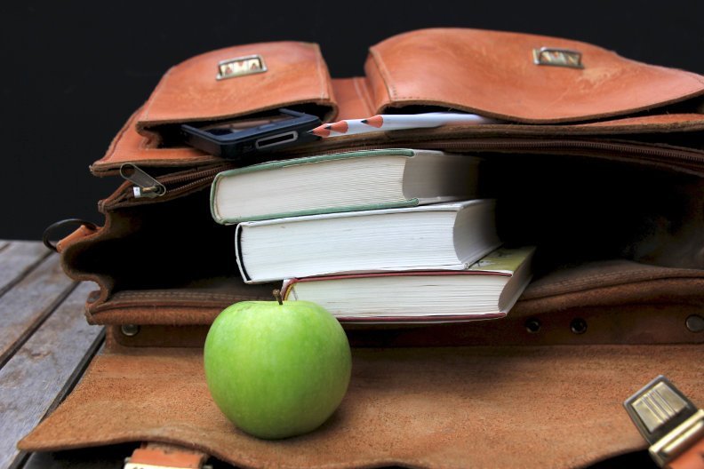 https://www.haushaltstipps.net/wp-content/uploads/2016/09/schulbuecher-gebraucht Schulbücher gebraucht kaufen – So sparen Sie viel Geld