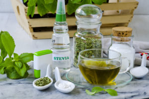 Stevia in verschiedenen Dareichungsformen 