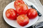 Eingeschnittene Tomate