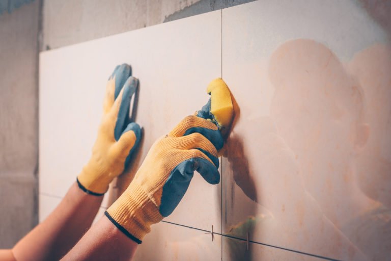 Dusche reinigen So sagen Sie Schmutz und Kalk den Kampf an