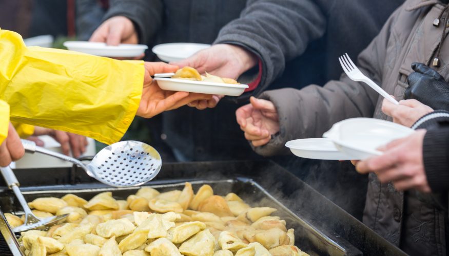 https://www.haushaltstipps.net/wp-content/uploads/abgelaufenes-essen-der-tafel-spenden Abgelaufenes Essen für die Tafel spenden
