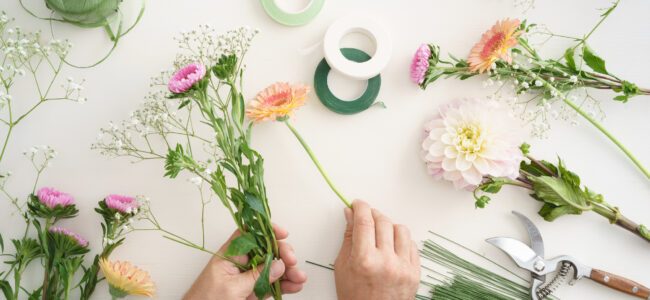 Blumenstrauß binden: In 6 Schritten zum DIY-Strauß