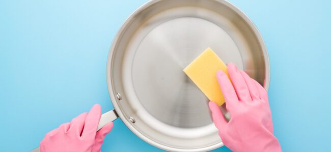 Eingebranntes entfernen: 8 nützliche Methoden für eine gründliche Reinigung