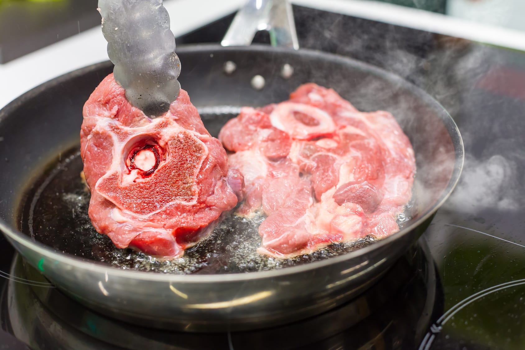 Fleisch scharf anbraten – Schließen sich dadurch die Poren?