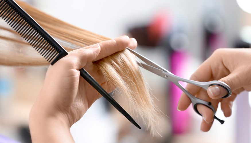 https://www.haushaltstipps.net/wp-content/uploads/haare-selber-schneiden Haare selber schneiden – 6 Tipps & Tricks