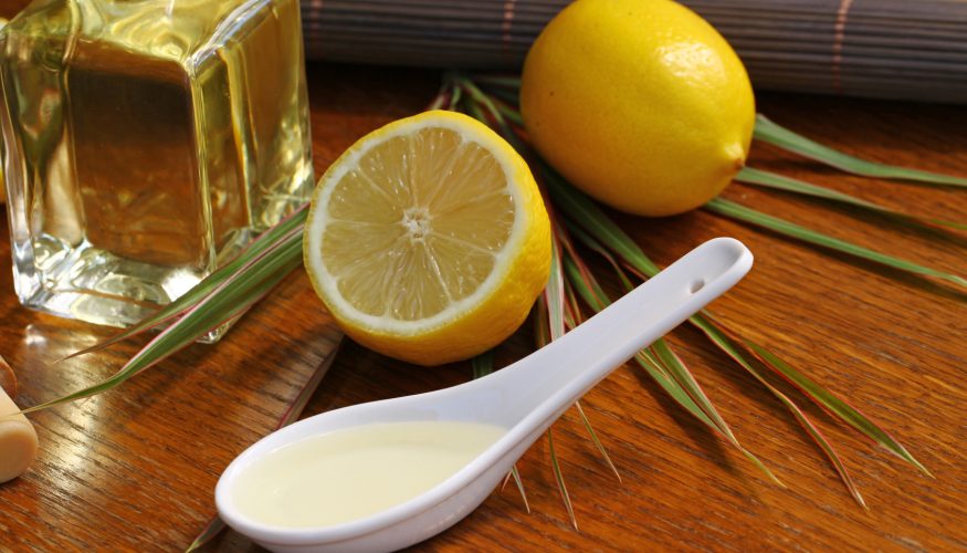 https://www.haushaltstipps.net/wp-content/uploads/haarkur-fuer-trockene-haare Haarkur für trockene Haare selber machen – 5 wirksame DIY-Rezepte