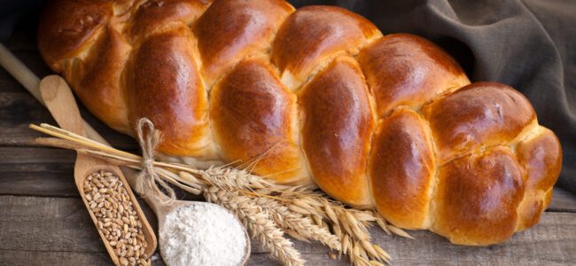 Hefezopf backen: So gelingt das leckere Ostergebäck