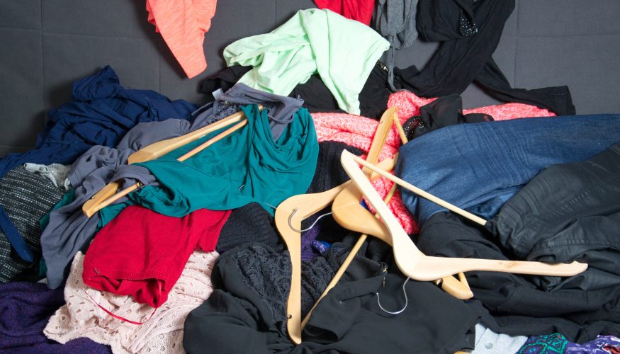 https://www.haushaltstipps.net/wp-content/uploads/kleiderschrank-ausmisten Kleiderschrank ausmisten und Geld verdienen
