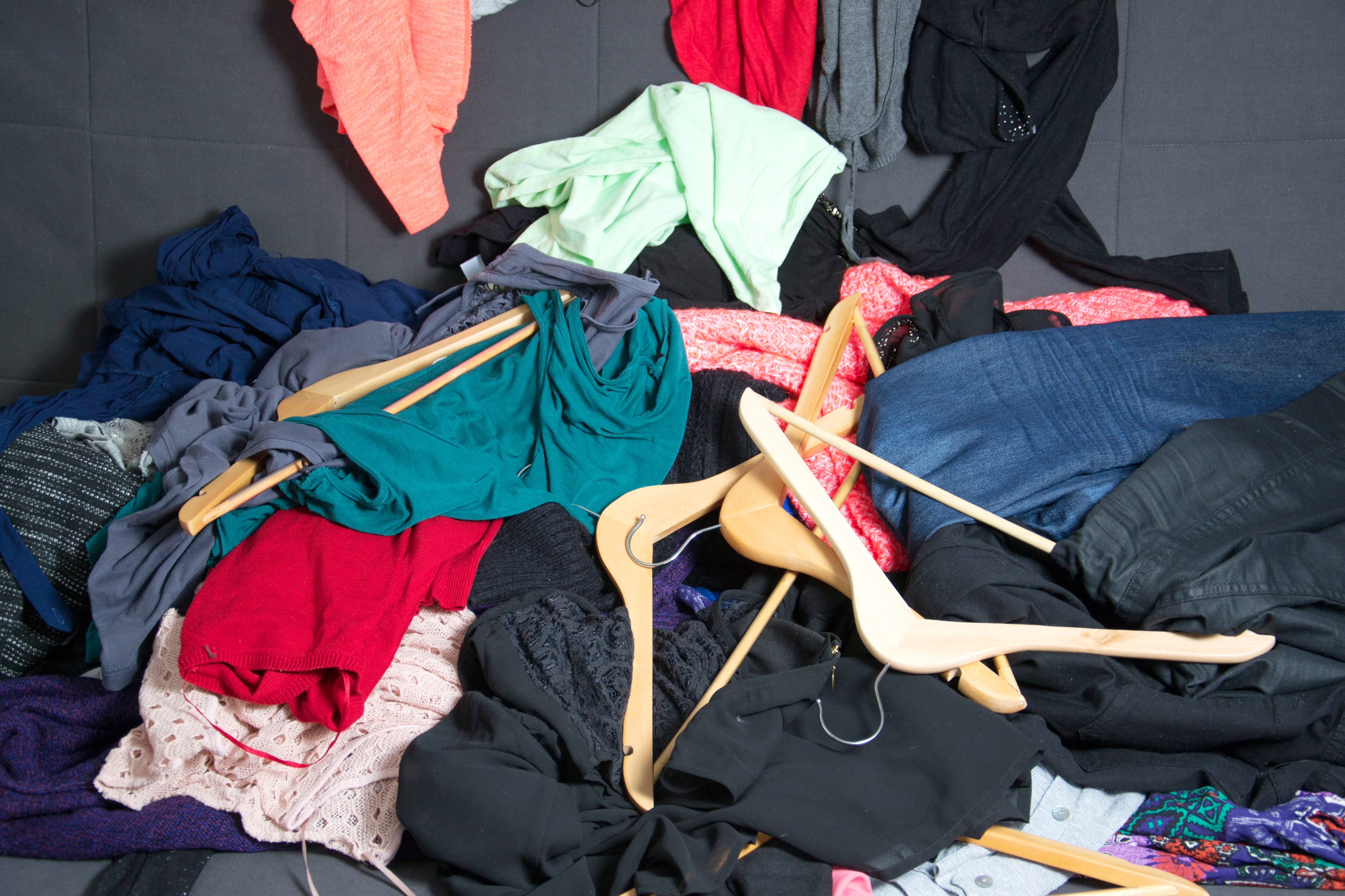 https://www.haushaltstipps.net/wp-content/uploads/kleiderschrank-ausmisten Kleiderschrank ausmisten und Geld verdienen