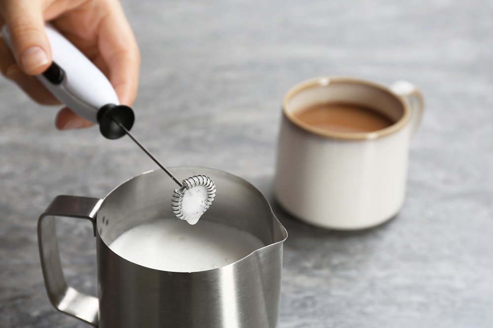 Milch aufschäumen: Alle Infos rund um die richtige Milch und Hilfsmittel