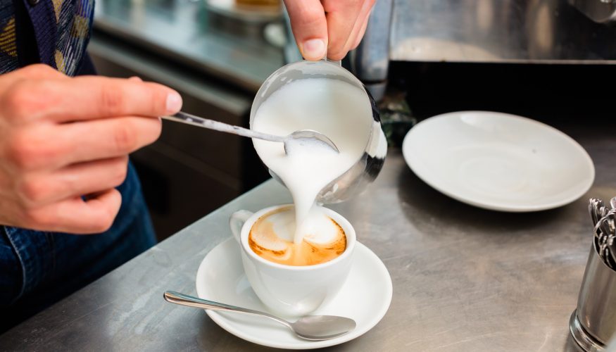 https://www.haushaltstipps.net/wp-content/uploads/milchschaum-mit-h-milch Milchschaum – Am besten mit H-Milch herstellen?