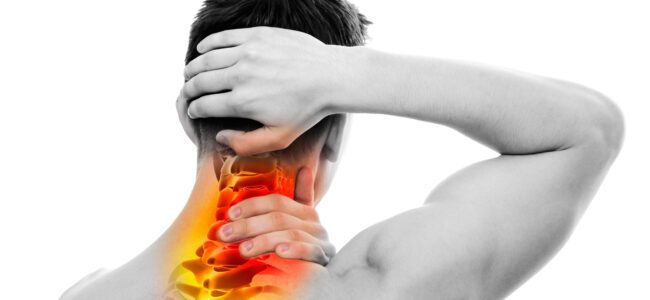 Nackenschmerzen vorbeugen: 3 Tipps gegen verspannte Muskeln
