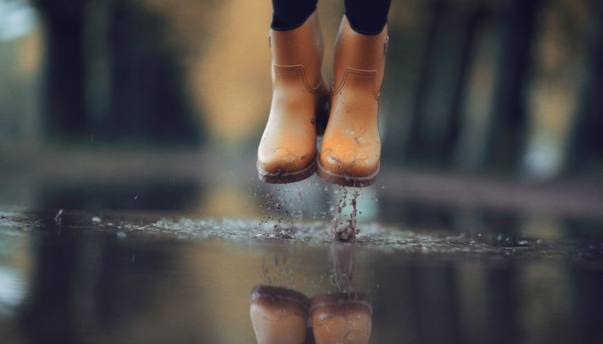 https://www.haushaltstipps.net/wp-content/uploads/nasse-schuhe Schuhe trocknen – 3 Tipps & Tricks