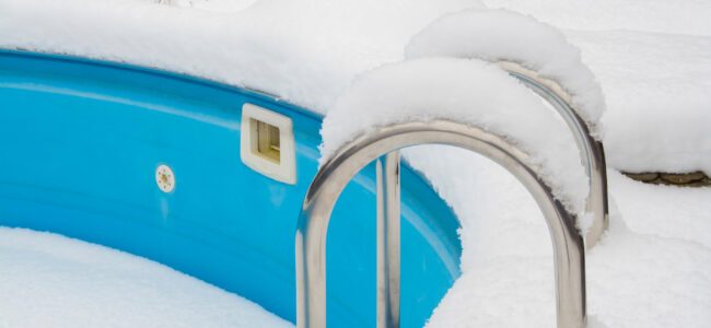 Pool winterfest machen: 6 Schritte für die Überwinterung