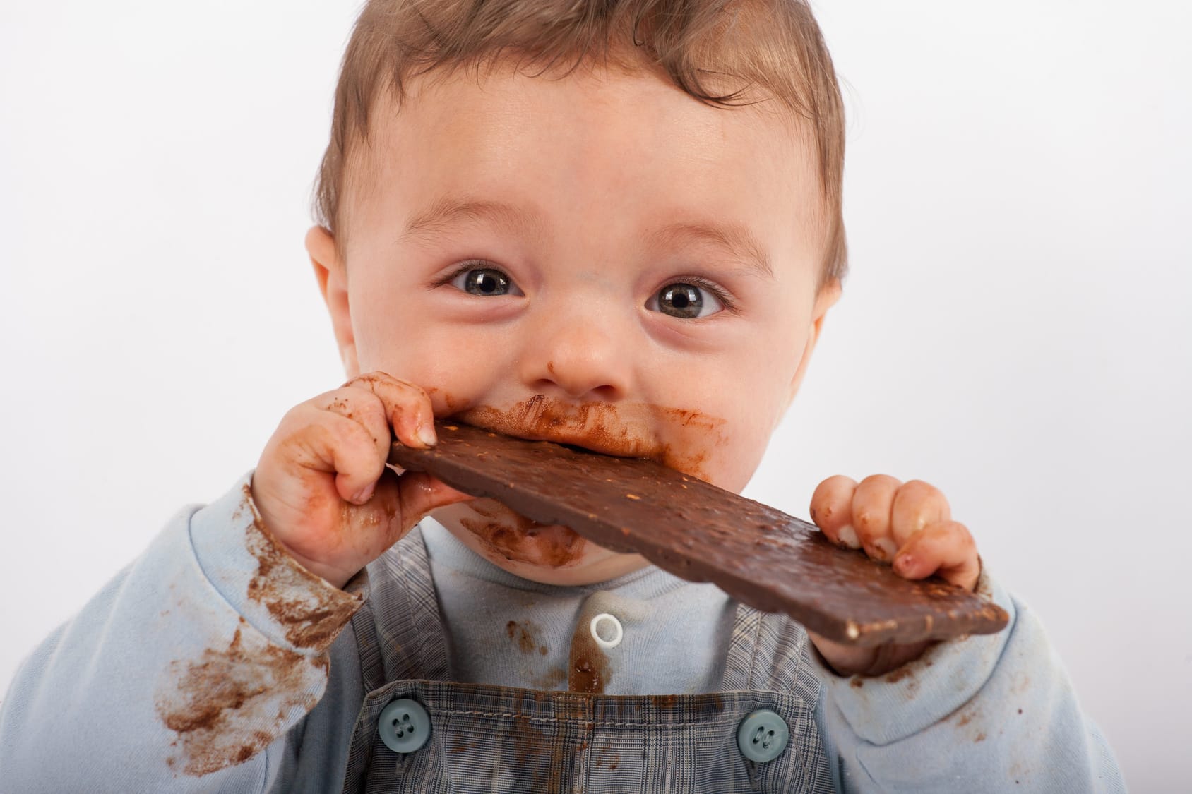 Schokoladenflecken entfernen – 5 Tipps