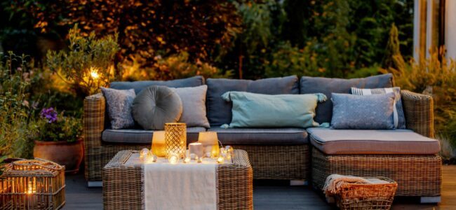 Sitzecke im Garten gestalten: 3 Tipps für Ihre Outdoor-Lounge