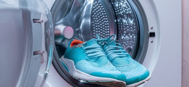 Sportschuhe waschen: Per Hand oder in der Waschmaschine?