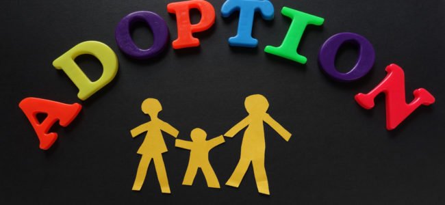 Stiefkindadoption: Alles zum Antrag, Ablauf und den Kosten