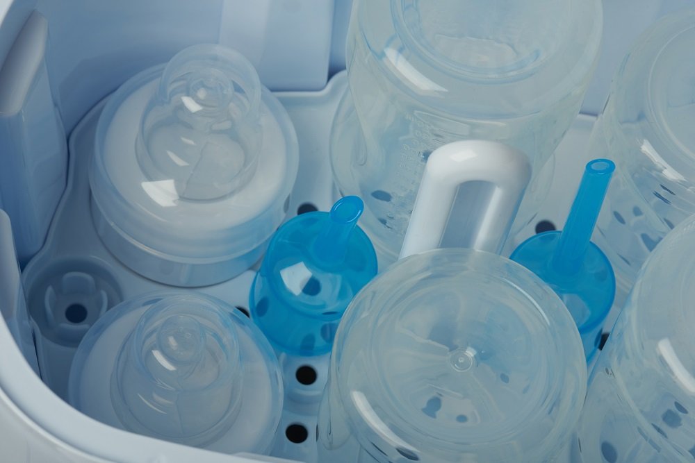 Flaschen reinigen Anleitung zum richtigen Säubern von Glas, Edelstahl und Co